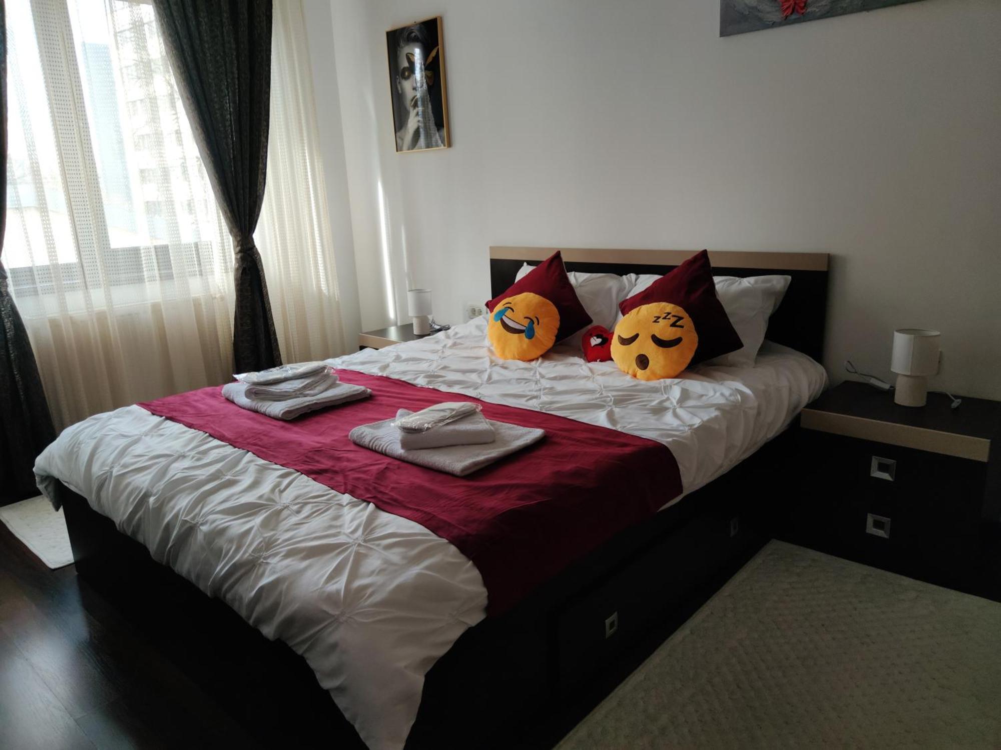 Apartamento Cozy Magic House - Unirii Square Bucarest Exterior foto